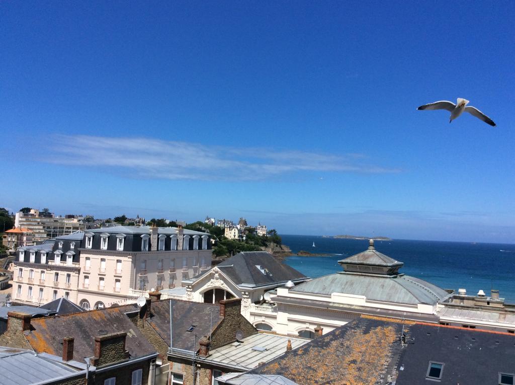 Les Studios Vue Mer Le Matlo Dinard Exterior foto